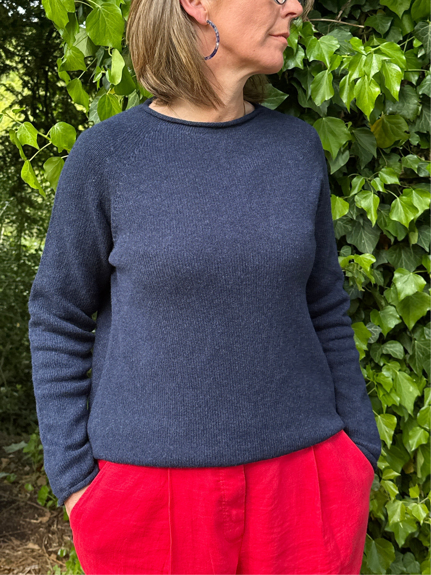 Harley Of Scotland Plain Superfine Sweater In Cosmos