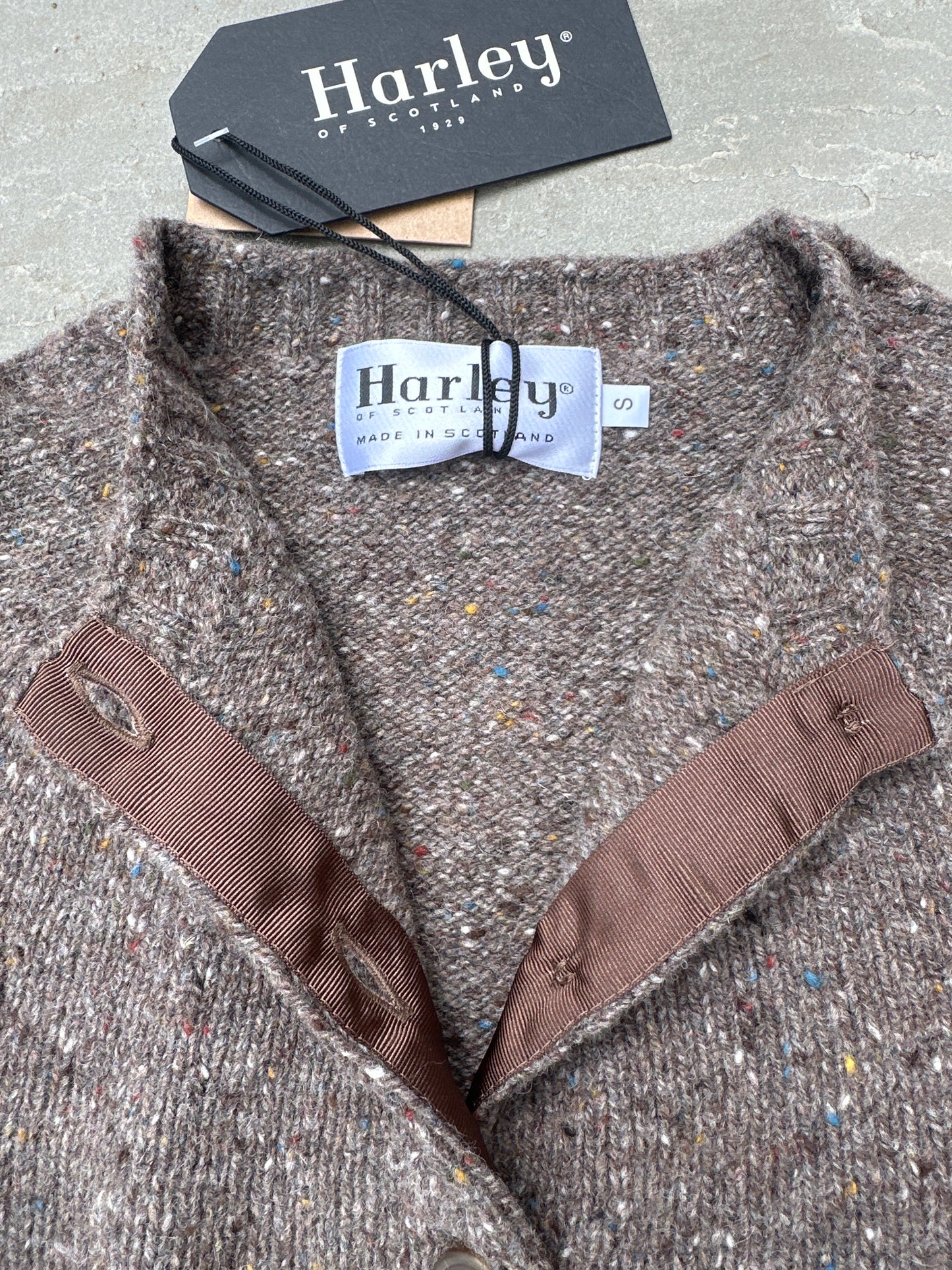 Harley Of Scotland Cardigan in Torridon