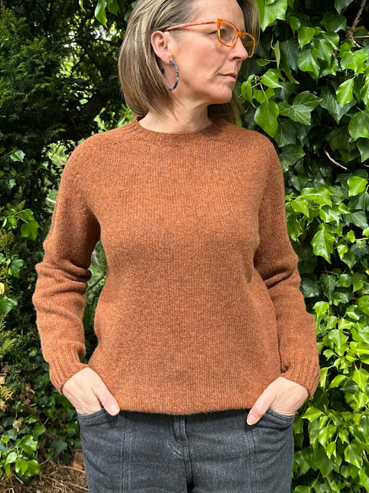 New Harley Of Scotland Crew Neck Sweater In Whisky