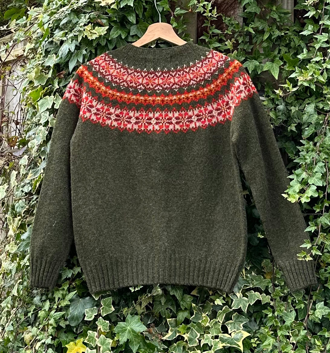 Harley Of Scotland New Fairisle Cardigan In Pineshadow