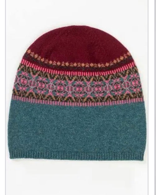 New Eribe Alloa Beanie In Velvet