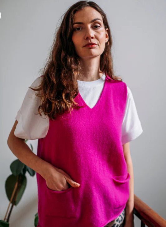 Eribe Corry V-Neck Tank Top Honesty