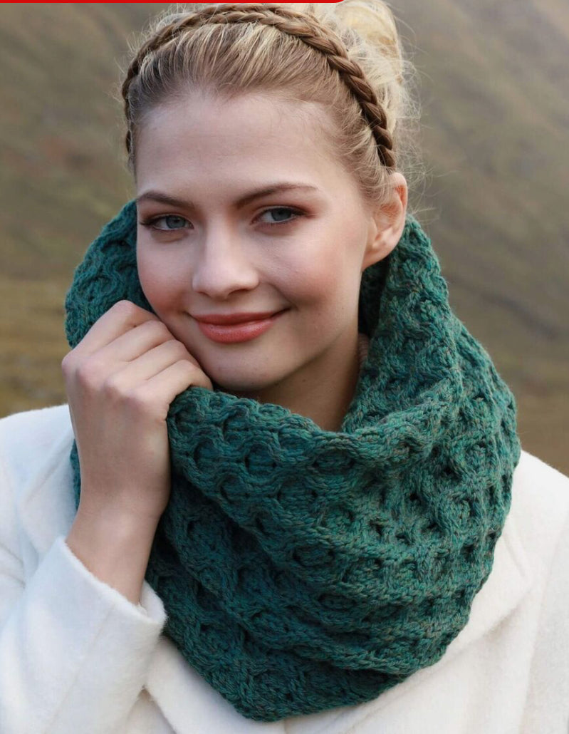 SALE Unisex Honeycomb Infinity Snood