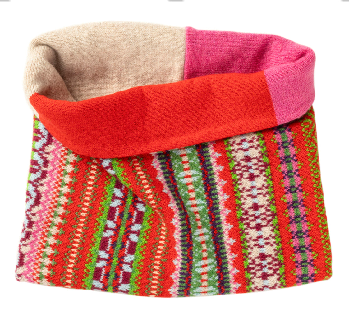 New Eribe Stobo Snood In Rosa