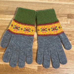 Green Grove Weavers Islay Gloves In Harvest & Flannel