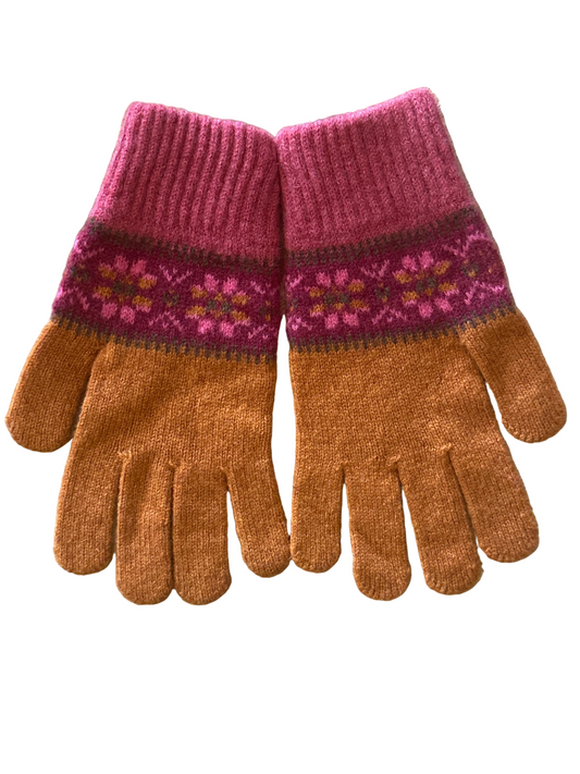 Green Grove Weavers Islay Gloves In Bramble