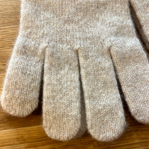 Green Grove Weavers Islay Gloves In Dew Fairisle