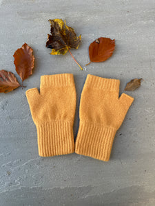 Green Grove Weavers Scottish Fingerless Gloves