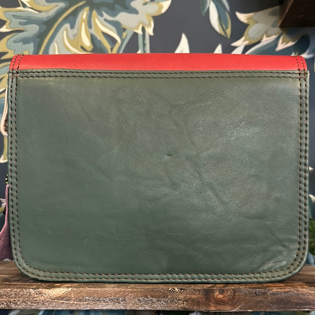 Handmade Sustainable Leather Muliti Saddle Bag