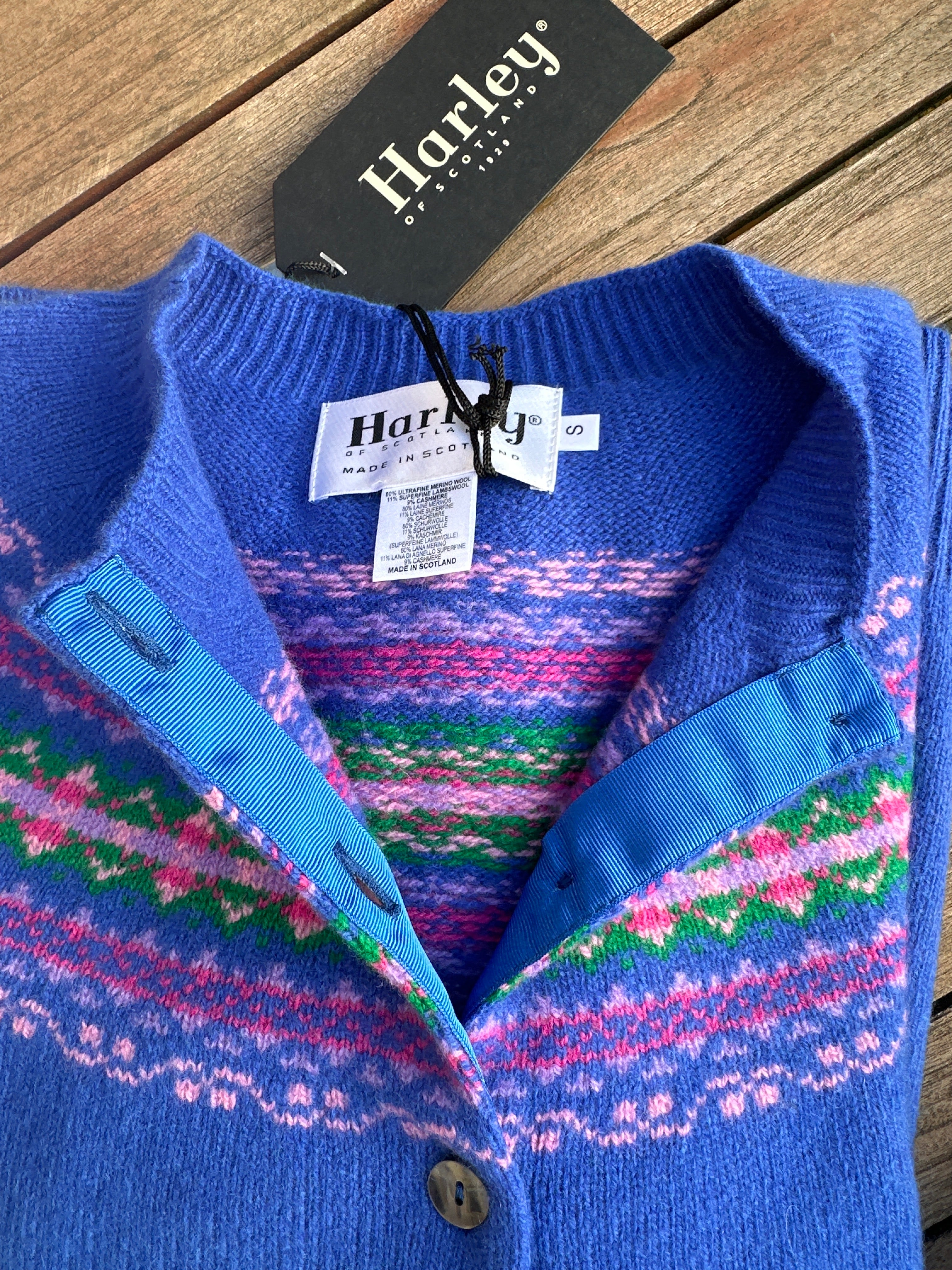 Scottish Cashmere & Merino Fairisle Cardigan In Lapis