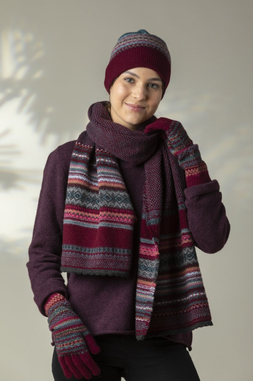 Eribe Alpine Turn Up Hat In Velvet