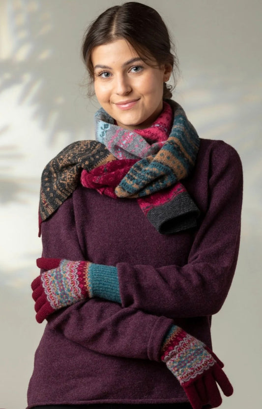 New Eribe Knitwear Alloa Glove In Velvet