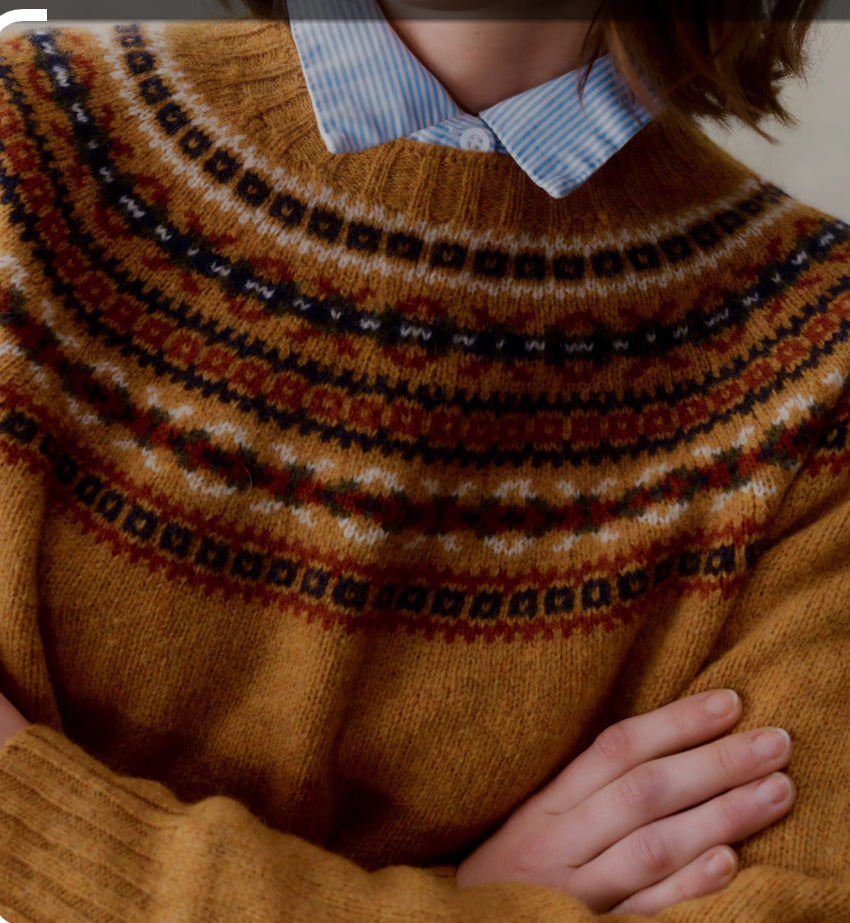 Yoke Crew Neck Sweater In Gold Dust