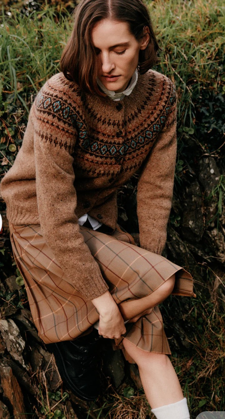 Harley Of Scotland Cardigan in Knoydart