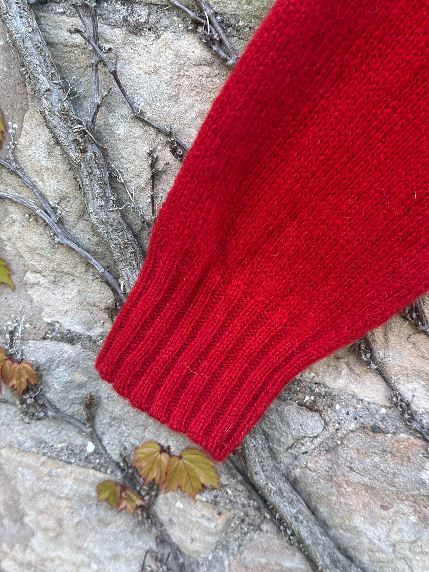 Harley Of Scotland New Shetland Fairisle Cardigan In Cardinal