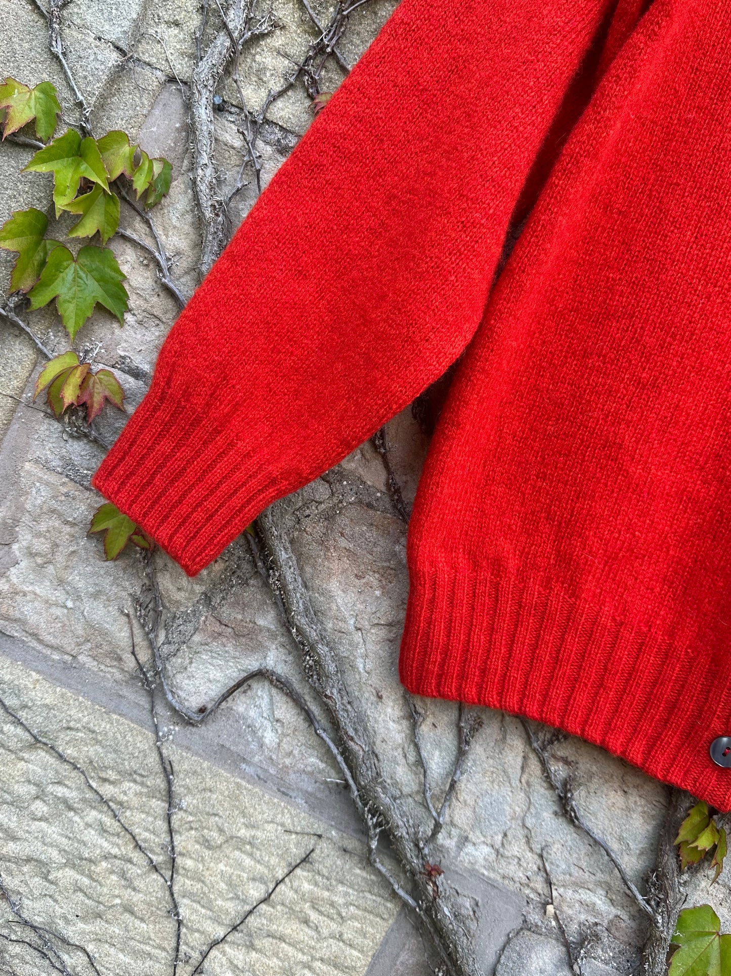 Harley Of Scotland New Shetland Cardigan In Vibrant Carmen