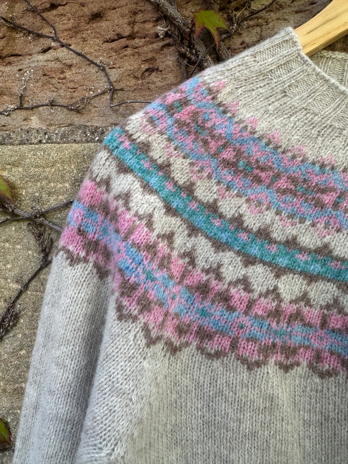 Scottish Shetland Fairisle Cardigan In Vellum