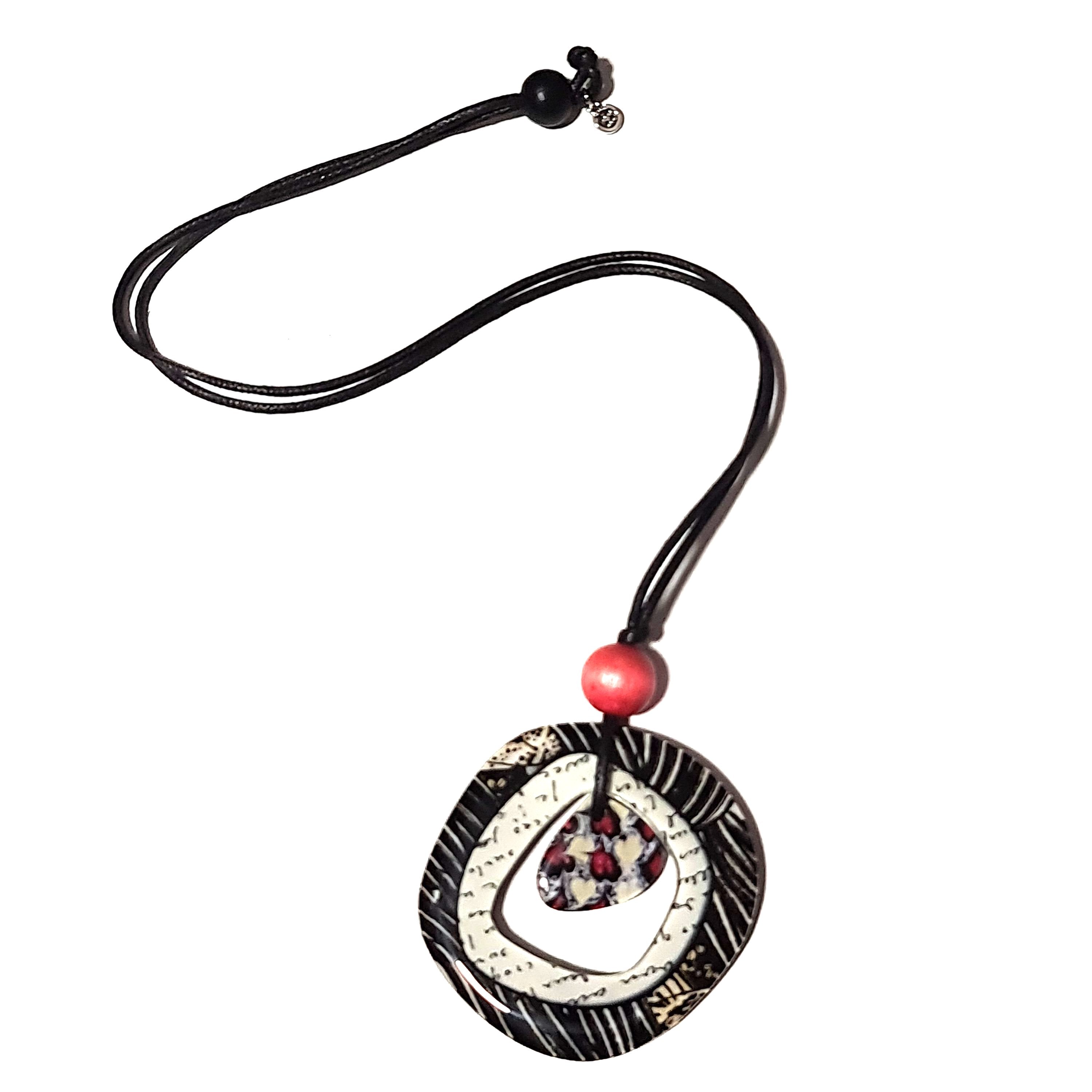 Tallua Disc Pendant