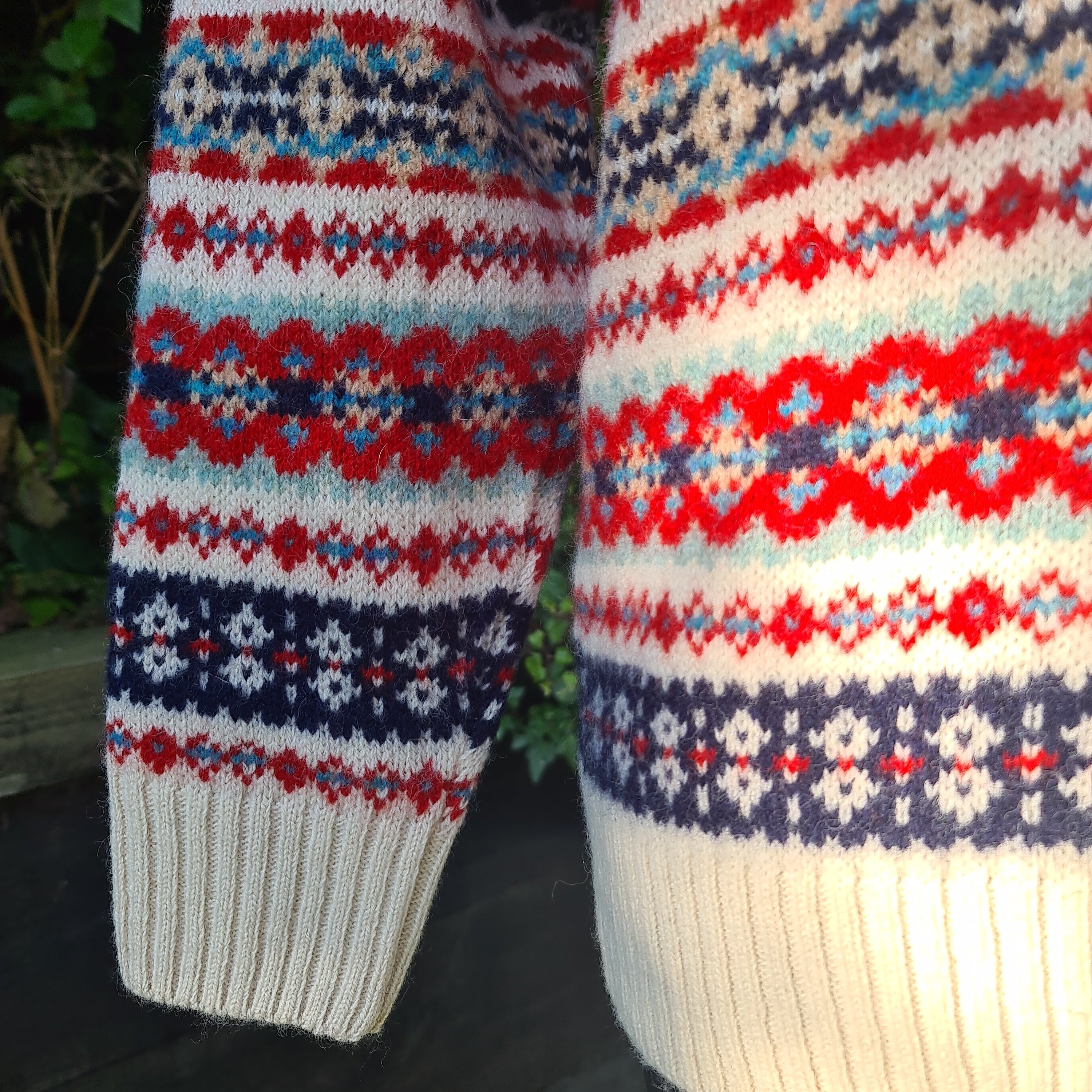 Harley Of Scotland All over Fairisle In Cream