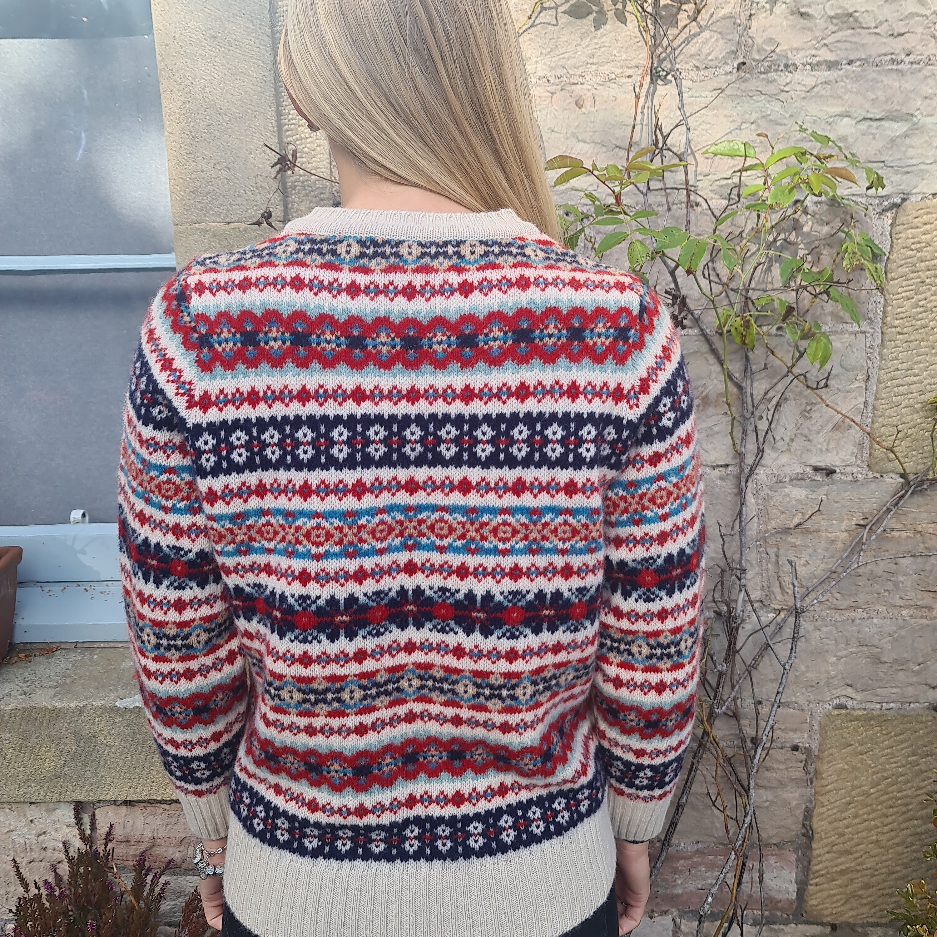 Harley Of Scotland All over Fairisle In Cream