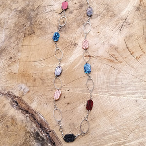 Stunning Link And Shape Necklace